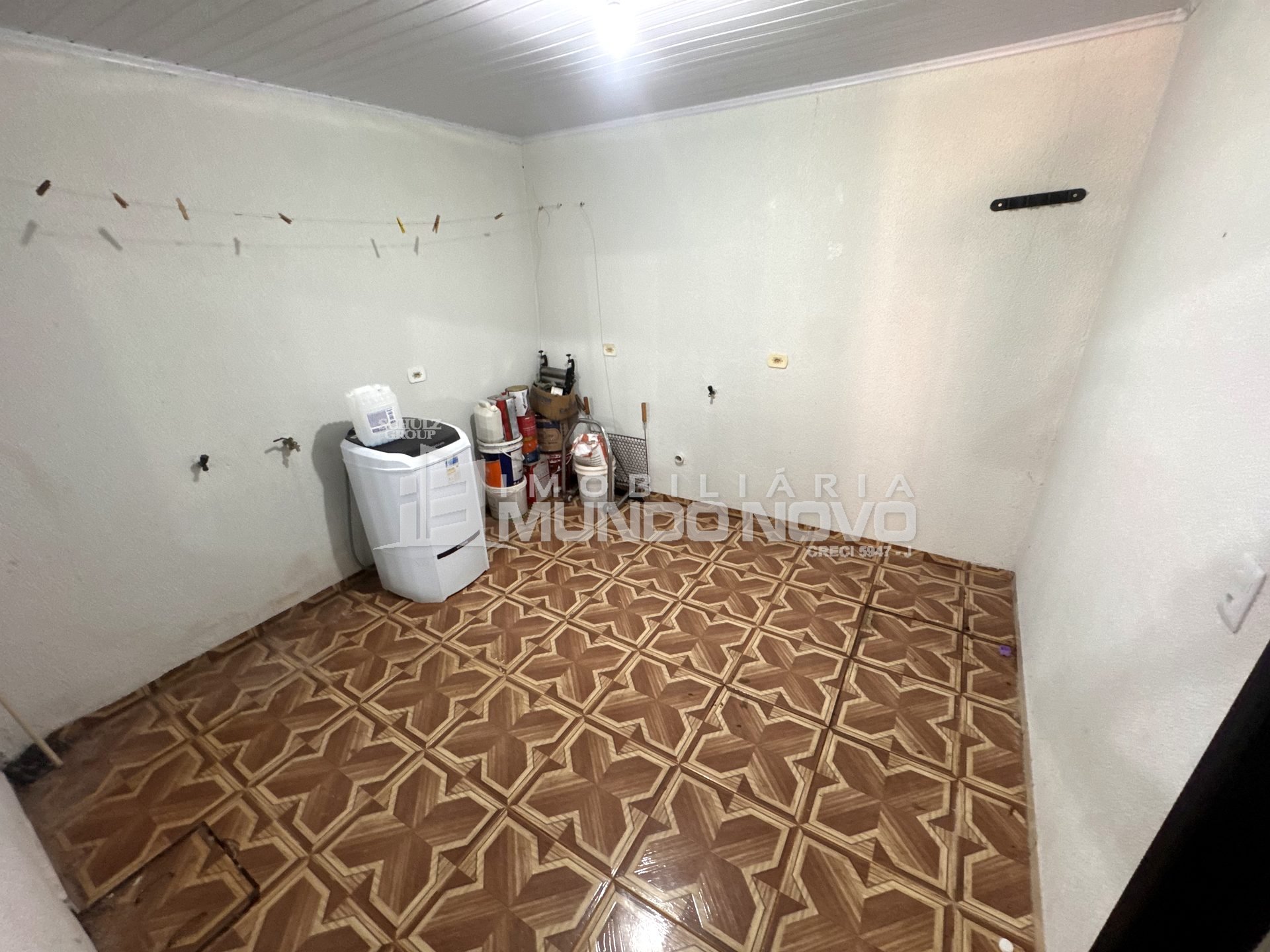 Casa de 3 quartos com edícula e churrasqueira para alugar na Rua Lucia Siani Pavanelli, 22, Mundo Novo/MS — foto 8