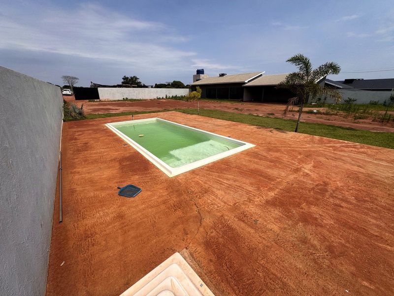 Chácara com piscina, área gourmet e pomar, perto da área urbana de Mundo Novo/MS